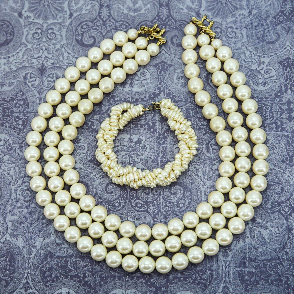 Elegant Cream Pearl Necklace Set